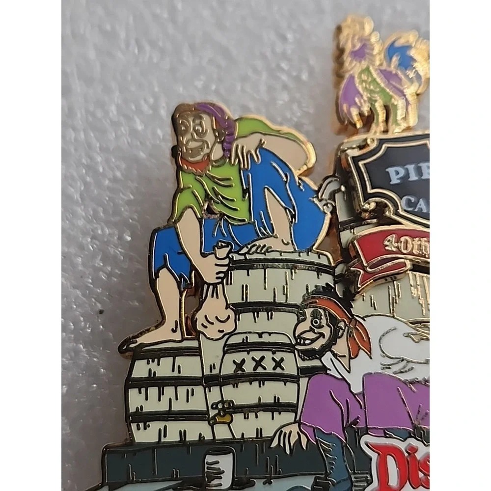 Disney‎ Pin Pirates of the Caribbean 40th Marc Davis Wants Redhead LE 250 52952